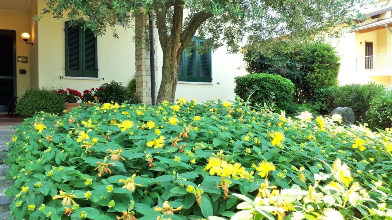 Albergo La Quiete Desenzano del Garda Exterior foto